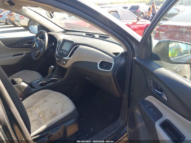 Продажа на аукционе авто 2018 Chevrolet Equinox Lt, vin: 2GNAXJEV3J6210828, номер лота: 45219327