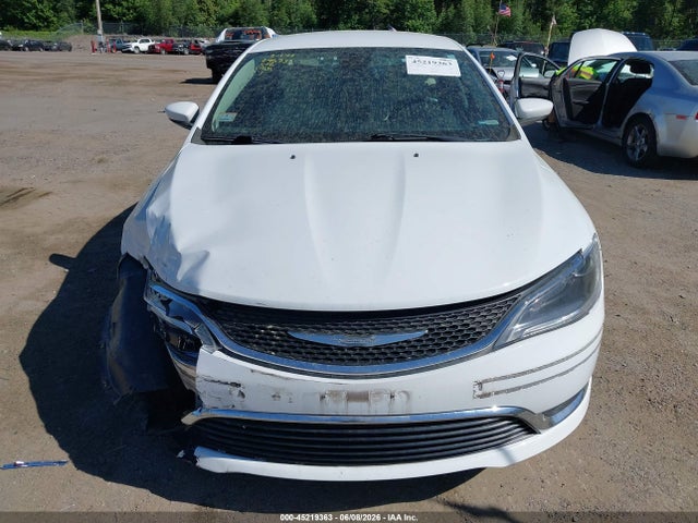 Chrysler 200 Limited Platinum 2017 1C3CCCAB3HN502915 Image 12