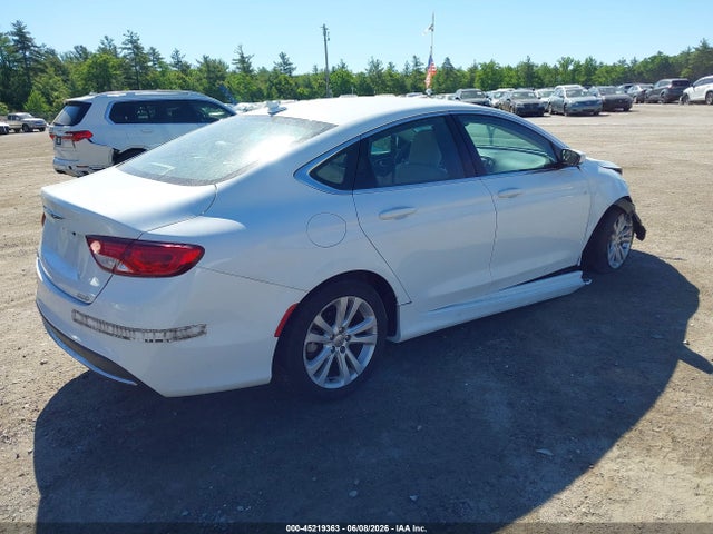 Chrysler 200 Limited Platinum 2017 1C3CCCAB3HN502915 Image 4