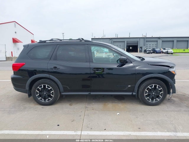 45219370 :رقم المزاد ، 5N1DR2BM3LC613540 vin ، 2020 Nissan Pathfinder Sv 4wd مزاد بيع