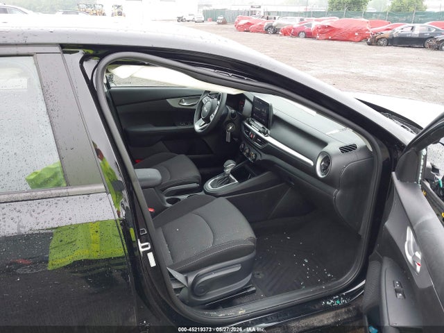 Продажа на аукционе авто 2023 Kia Forte Lxs, vin: 3KPF24ADXPE694405, номер лота: 45219373