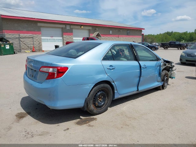 2013 Toyota Camry Le მანქანა იყიდება აუქციონზე, vin: 4T1BF1FK6DU644795, აუქციონის ნომერი: 45219390