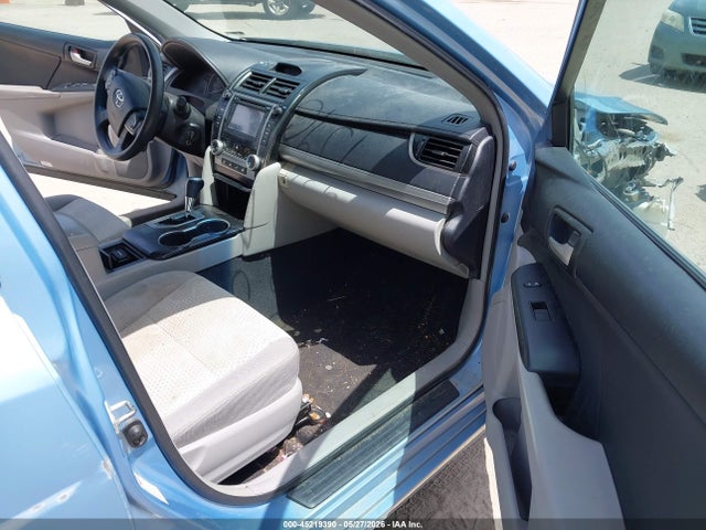 2013 Toyota Camry Le მანქანა იყიდება აუქციონზე, vin: 4T1BF1FK6DU644795, აუქციონის ნომერი: 45219390