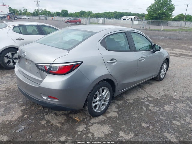 45219417 :رقم المزاد ، 3MYDLBZV6GY108420 vin ، 2016 Scion Ia مزاد بيع