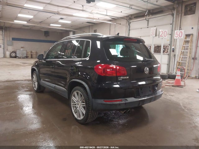 45219428 :رقم المزاد ، WVGAV7AX4GW551237 vin ، 2016 Volkswagen Tiguan Sel مزاد بيع