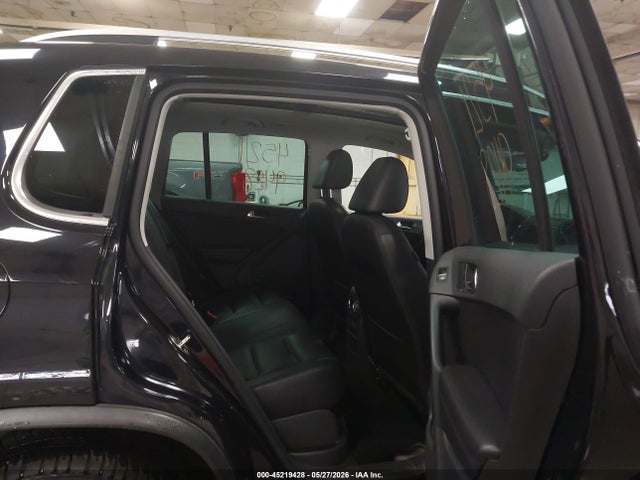 45219428 :رقم المزاد ، WVGAV7AX4GW551237 vin ، 2016 Volkswagen Tiguan Sel مزاد بيع