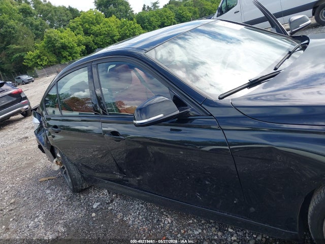45219461 :رقم المزاد ، WBA8B3G50JNV00984 vin ، 2018 Bmw 340i مزاد بيع