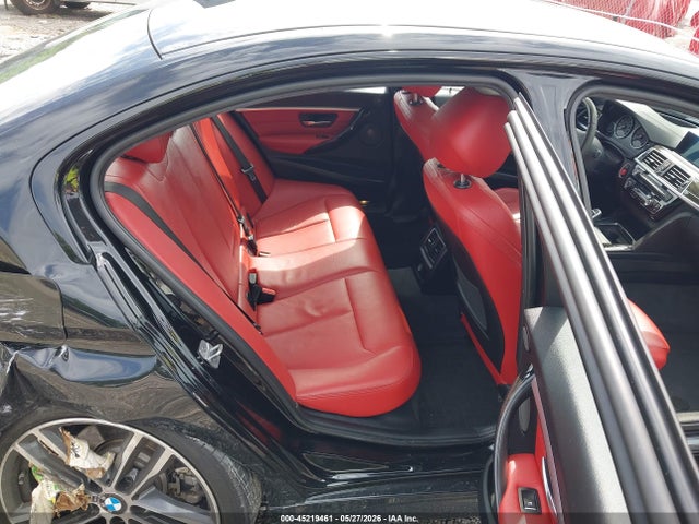 45219461 :رقم المزاد ، WBA8B3G50JNV00984 vin ، 2018 Bmw 340i مزاد بيع