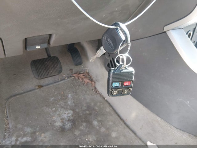 45219471 :رقم المزاد ، 1FAHP3GN0AW166590 vin ، 2010 Ford Focus Ses مزاد بيع