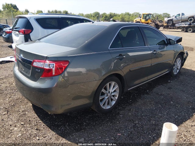45219493 :رقم المزاد ، 4T4BF1FK7ER415467 vin ، 2014 Toyota Camry Xle مزاد بيع