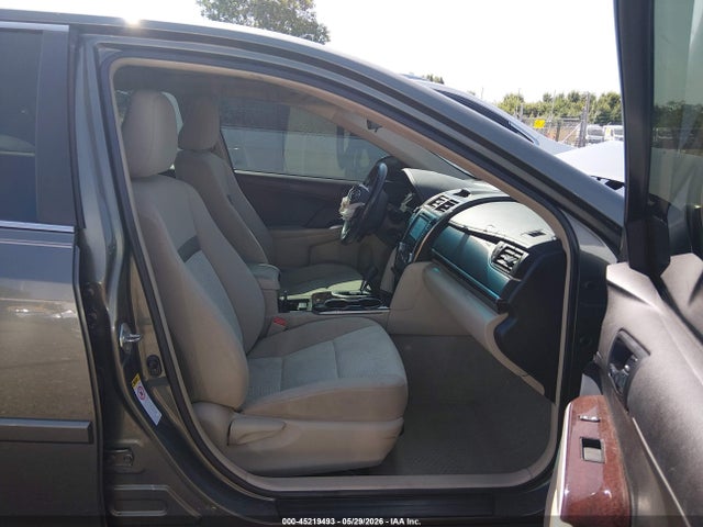 45219493 :رقم المزاد ، 4T4BF1FK7ER415467 vin ، 2014 Toyota Camry Xle مزاد بيع