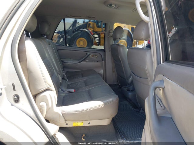 Продаж на аукціоні авто 2005 Toyota Sequoia Sr5 V8, vin: 5TDZT34A55S243438, номер лоту: 45219503
