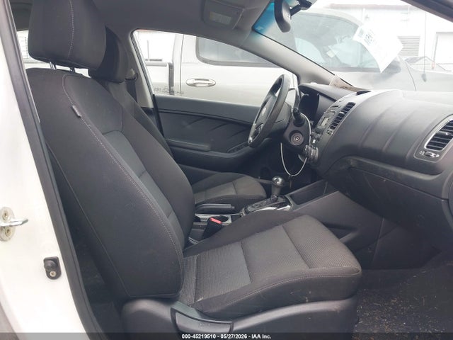 Продажа на аукционе авто 2017 Kia Forte Lx, vin: 3KPFK4A73HE101379, номер лота: 45219510