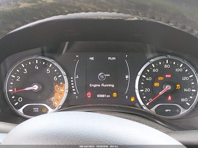 45219525 :رقم المزاد ، ZACCJBBH7HPF93421 vin ، 2017 Jeep Renegade Latitude 4x4 مزاد بيع