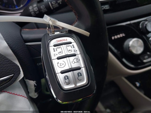 Продаж на аукціоні авто 2020 Chrysler Pacifica Touring L, vin: 2C4RC1BG3LR176632, номер лоту: 45219533