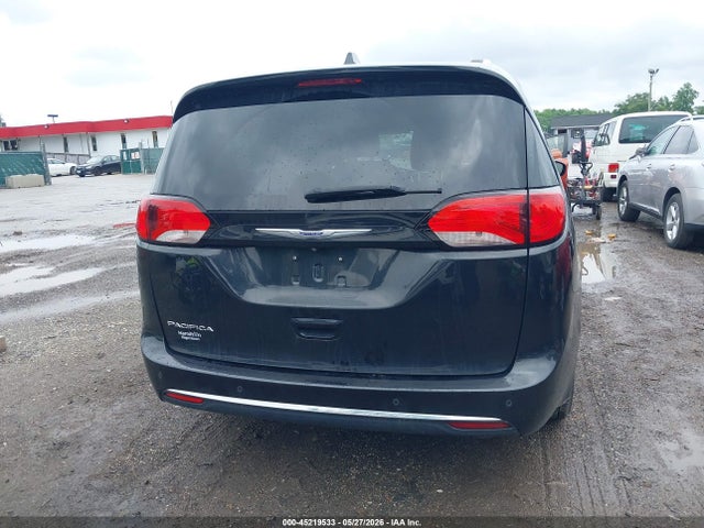 Продаж на аукціоні авто 2020 Chrysler Pacifica Touring L, vin: 2C4RC1BG3LR176632, номер лоту: 45219533