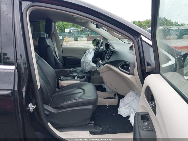 Продаж на аукціоні авто 2020 Chrysler Pacifica Touring L, vin: 2C4RC1BG3LR176632, номер лоту: 45219533