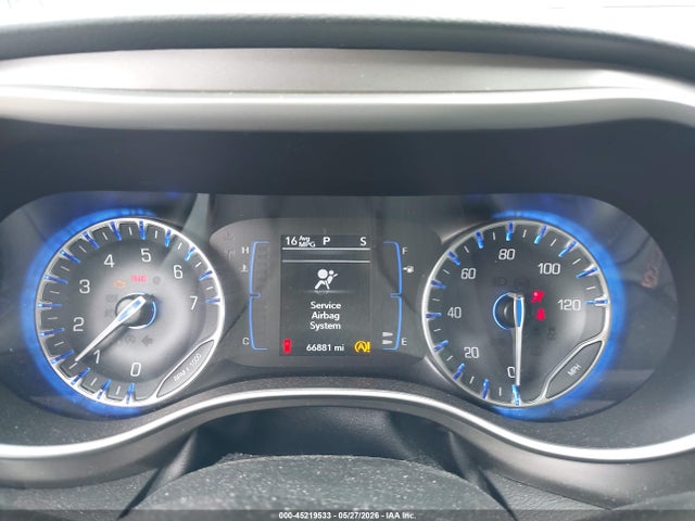 Продаж на аукціоні авто 2020 Chrysler Pacifica Touring L, vin: 2C4RC1BG3LR176632, номер лоту: 45219533