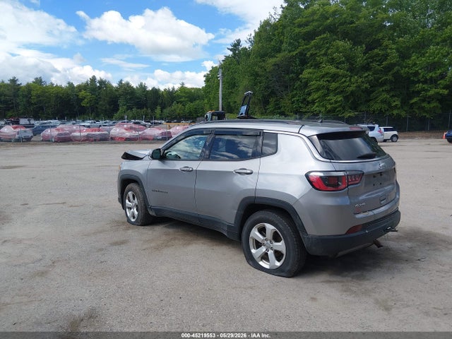 2017 Jeep New Compass Latitude 4x4 მანქანა იყიდება აუქციონზე, vin: 3C4NJDBB6HT665072, აუქციონის ნომერი: 45219553