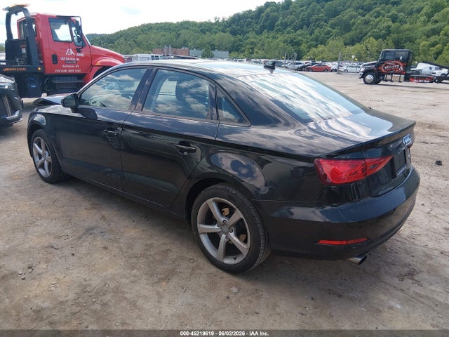 Продаж на аукціоні авто 2015 Audi A3 2.0t Premium, vin: WAUBFGFF0F1069444, номер лоту: 45219619