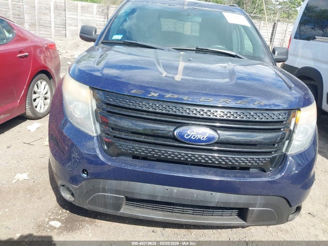 45219638 :رقم المزاد ، 1FM5K8AR0DGC35860 vin ، 2013 Ford Utility Police Interceptor مزاد بيع