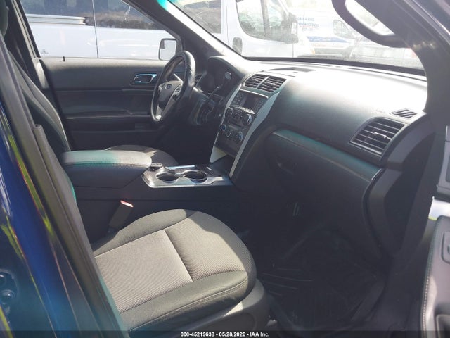 45219638 :رقم المزاد ، 1FM5K8AR0DGC35860 vin ، 2013 Ford Utility Police Interceptor مزاد بيع