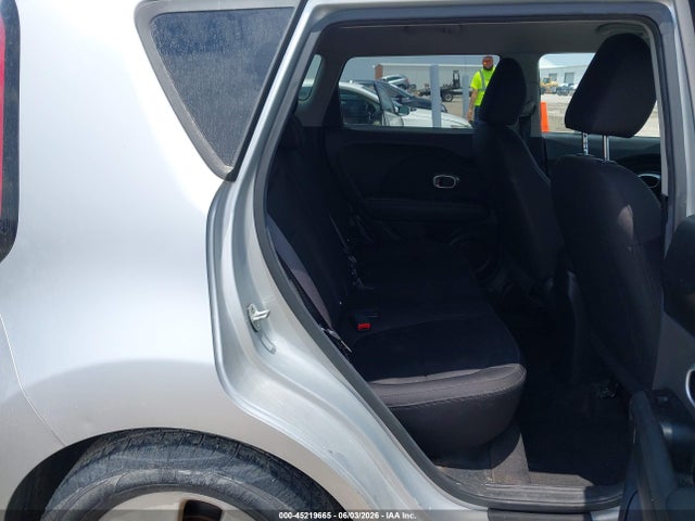 2015 Kia Soul მანქანა იყიდება აუქციონზე, vin: KNDJN2A20F7765985, აუქციონის ნომერი: 45219665
