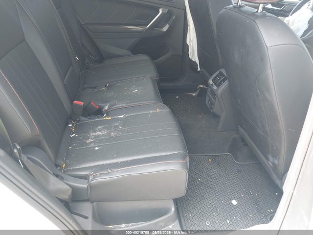 3VVAB7AX9RM218727 Volkswagen Tiguan 2.0t Wolfsburg Edition