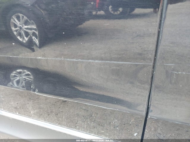 2LMHJ5NK7KBL03849 Lincoln Mkt Livery