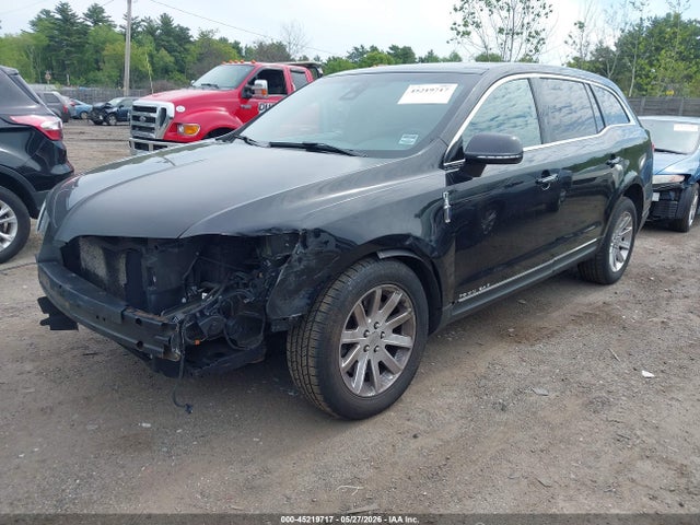 2LMHJ5NK7KBL03849 Lincoln Mkt Livery