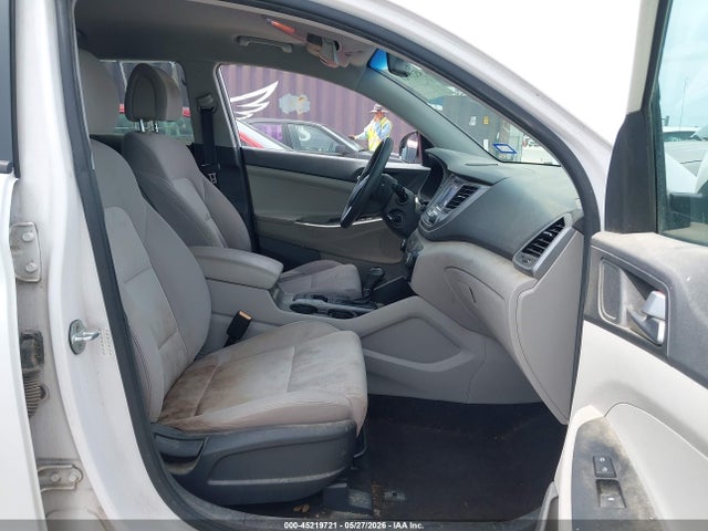 2016 Hyundai Tucson Se მანქანა იყიდება აუქციონზე, vin: KM8J33A46GU125579, აუქციონის ნომერი: 45219721