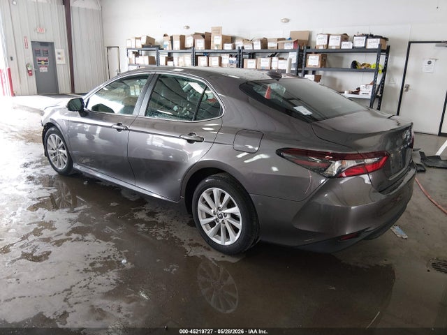 Toyota CAMRY LE 2021 4T1C11AK8MU493971 Image 3