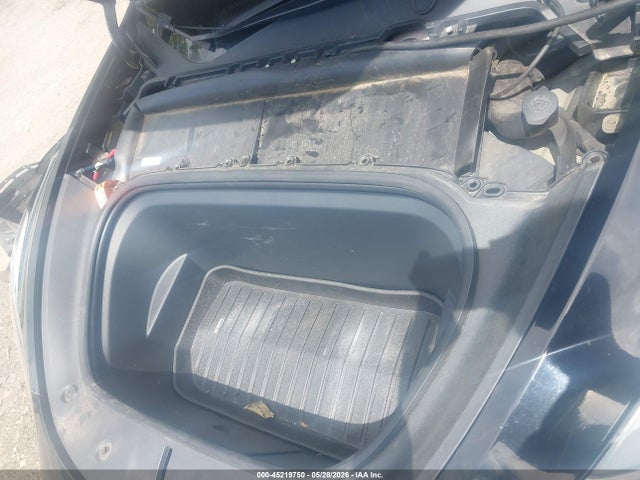 2021 Tesla Model Y Long Range Dual Motor All-wheel Drive მანქანა იყიდება აუქციონზე, vin: 5YJYGDEE0MF266281, აუქციონის ნომერი: 45219750