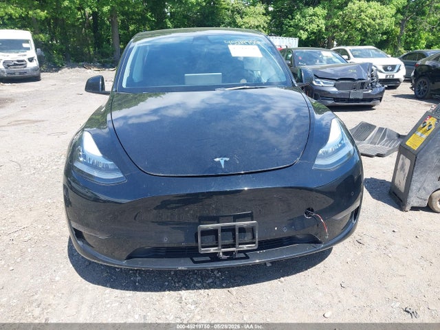 2021 Tesla Model Y Long Range Dual Motor All-wheel Drive მანქანა იყიდება აუქციონზე, vin: 5YJYGDEE0MF266281, აუქციონის ნომერი: 45219750