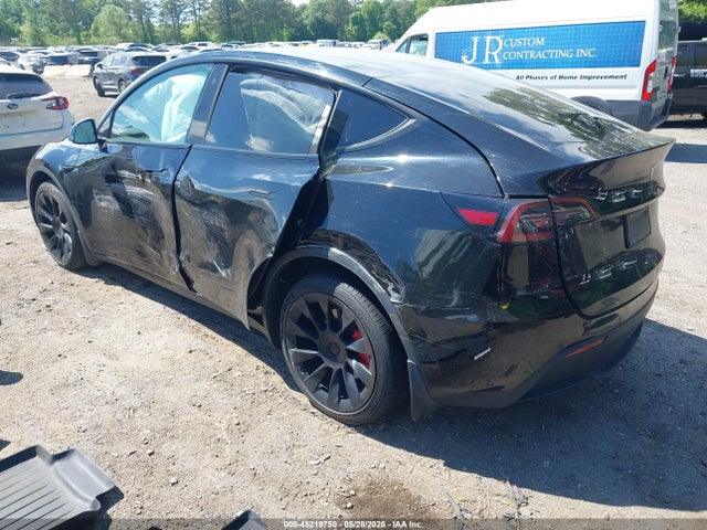 2021 Tesla Model Y Long Range Dual Motor All-wheel Drive მანქანა იყიდება აუქციონზე, vin: 5YJYGDEE0MF266281, აუქციონის ნომერი: 45219750