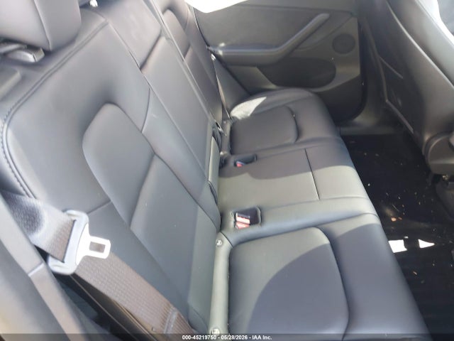2021 Tesla Model Y Long Range Dual Motor All-wheel Drive მანქანა იყიდება აუქციონზე, vin: 5YJYGDEE0MF266281, აუქციონის ნომერი: 45219750