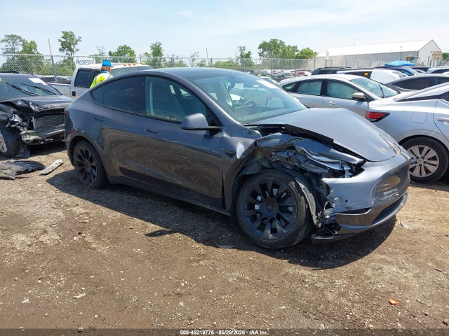 45219776 :رقم المزاد ، 7SAYGDEE1NF412983 vin ، 2022 Tesla Model Y Long Range Dual Motor All-wheel Drive مزاد بيع
