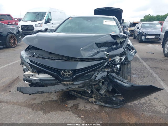 2022 Toyota Camry Se მანქანა იყიდება აუქციონზე, vin: 4T1T11AK7NU064189, აუქციონის ნომერი: 45219907
