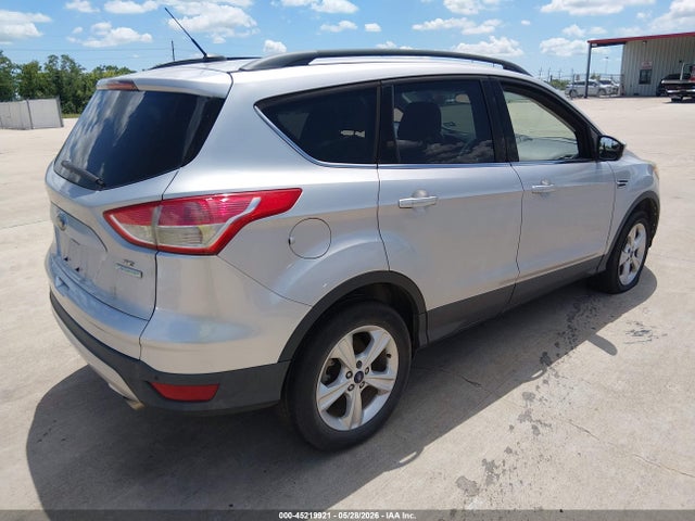 45219921 :رقم المزاد ، 1FMCU0GX4EUD38176 vin ، 2014 Ford Escape Se مزاد بيع