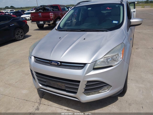 45219921 :رقم المزاد ، 1FMCU0GX4EUD38176 vin ، 2014 Ford Escape Se مزاد بيع