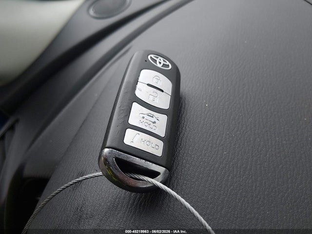 2017 Toyota Yaris Ia მანქანა იყიდება აუქციონზე, vin: 3MYDLBYV5HY178171, აუქციონის ნომერი: 45219963