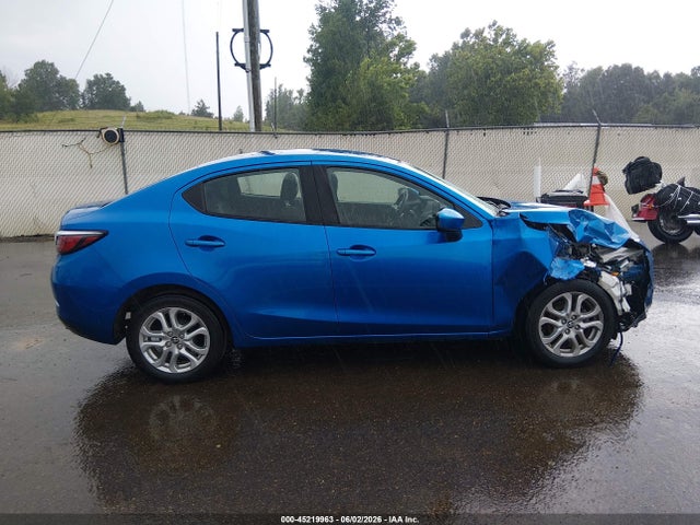 2017 Toyota Yaris Ia მანქანა იყიდება აუქციონზე, vin: 3MYDLBYV5HY178171, აუქციონის ნომერი: 45219963