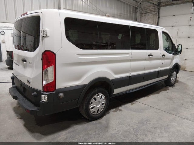 45219972 :رقم المزاد ، 1FBZX2ZM3FKB28013 vin ، 2015 Ford Transit-350 Xlt مزاد بيع