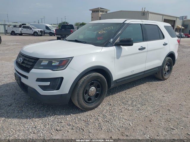 Ford Police Interceptor Utility 2019 1FM5K8AR2KGB55487 Image 2