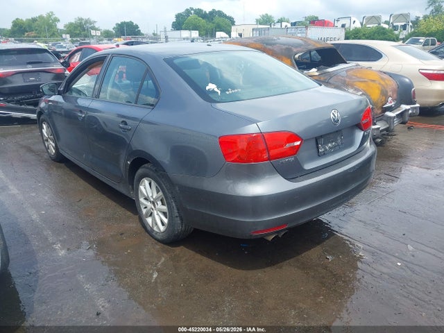 45220034 :رقم المزاد ، 3VWDX7AJXBM348379 vin ، 2011 Volkswagen Jetta 2.5l Se مزاد بيع