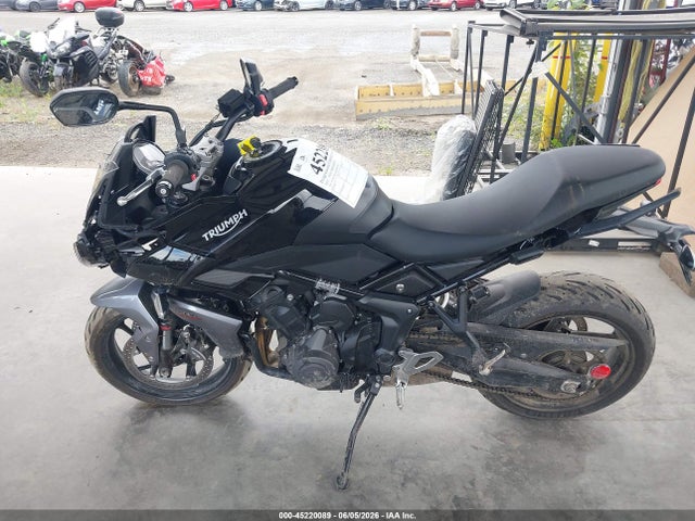 45220089 :رقم المزاد ، SMTL20UL2RTBR1089 vin ، 2024 Triumph Motorcycle Tiger Sport 660 مزاد بيع