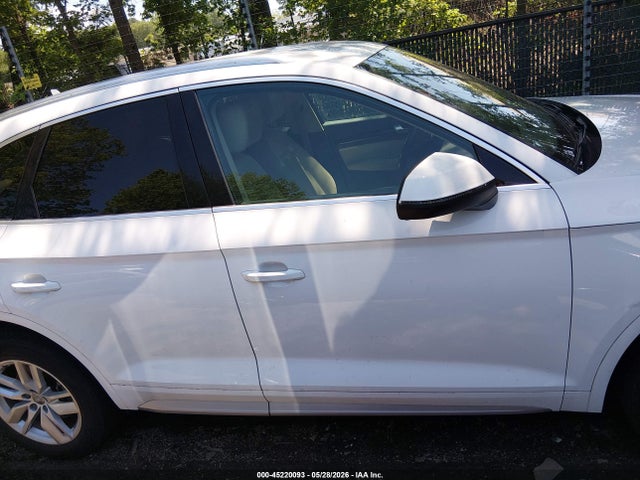 Aukcja sprzedaży 2020 Audi Q5 Premium 45 Tfsi Quattro S Tronic/titanium Premium 45 Tfsi Quattro S Tronic, vin: WA1ANAFY8L2060880, numer aukcji: 45220093