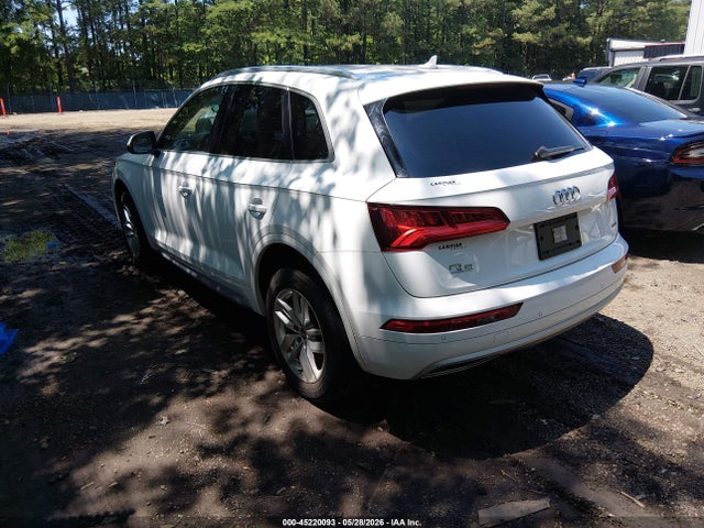 Aukcja sprzedaży 2020 Audi Q5 Premium 45 Tfsi Quattro S Tronic/titanium Premium 45 Tfsi Quattro S Tronic, vin: WA1ANAFY8L2060880, numer aukcji: 45220093