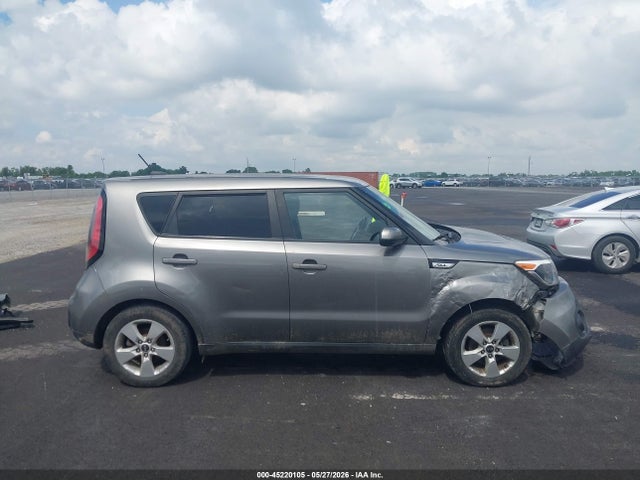 45220105 :رقم المزاد ، KNDJN2A28J7567471 vin ، 2018 Kia Soul مزاد بيع
