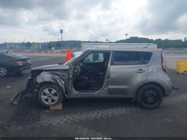 45220105 :رقم المزاد ، KNDJN2A28J7567471 vin ، 2018 Kia Soul مزاد بيع